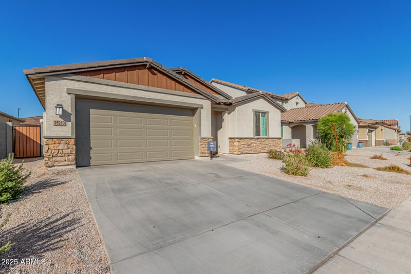 25210 Bowker St, Buckeye, AZ 85326
