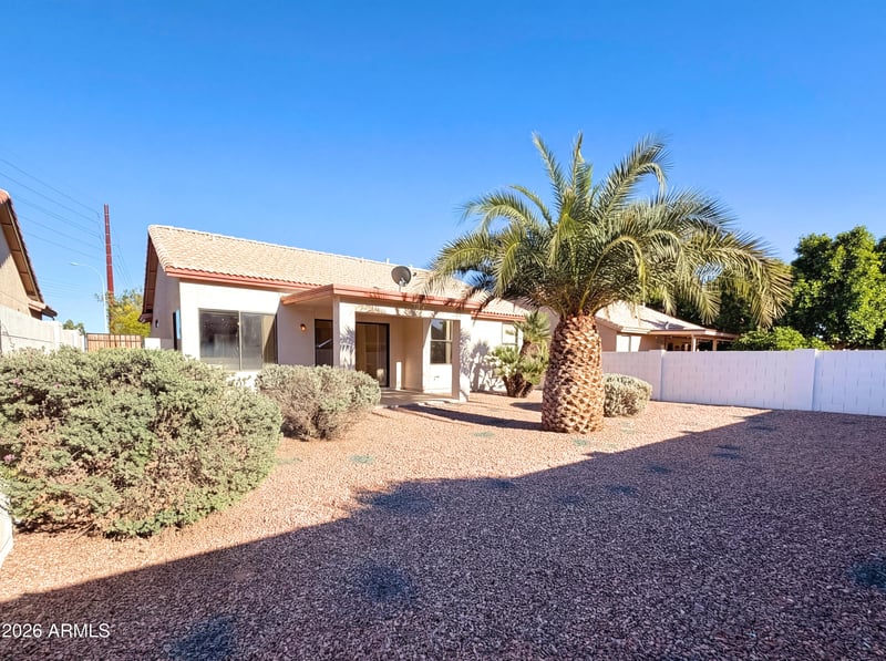 25210 S Wyoming Ave, Sun Lakes, AZ 85248