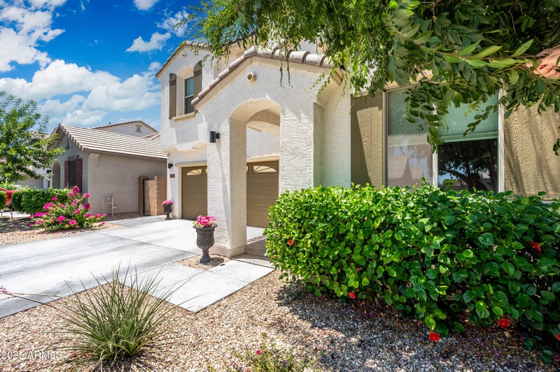 25218 143rd Ln, Surprise, AZ 85387