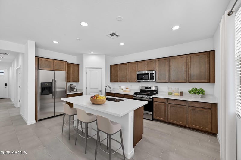 25219 165th Ln, Surprise, AZ 85387