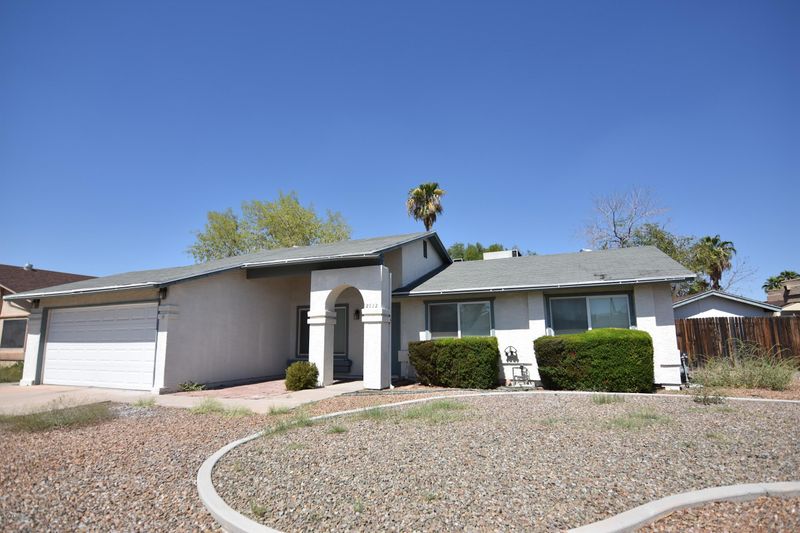 2522 E Dragoon Ave, Mesa, AZ 85204