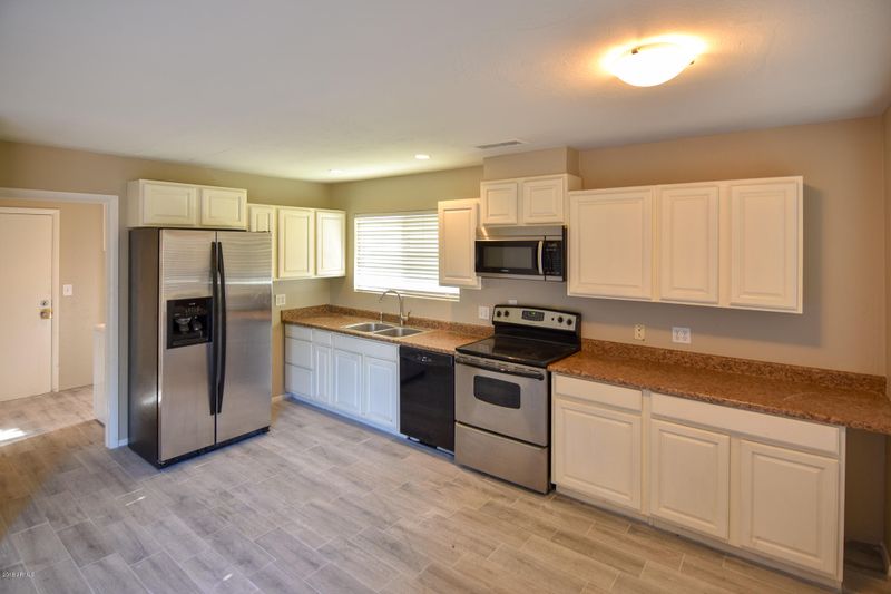 2522 E Dragoon Ave, Mesa, AZ 85204