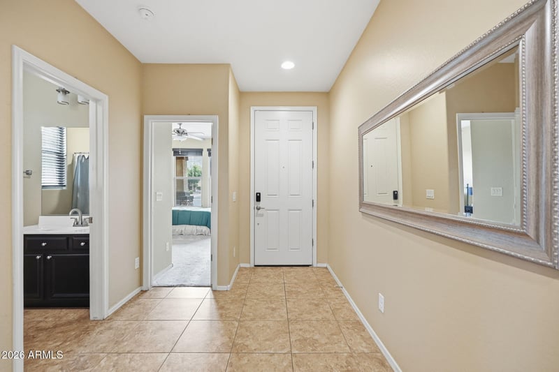 2522 E Fawn Dr, Phoenix, AZ 85042