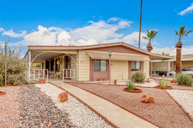 2522 E Oraibi Dr, Phoenix, AZ 85050