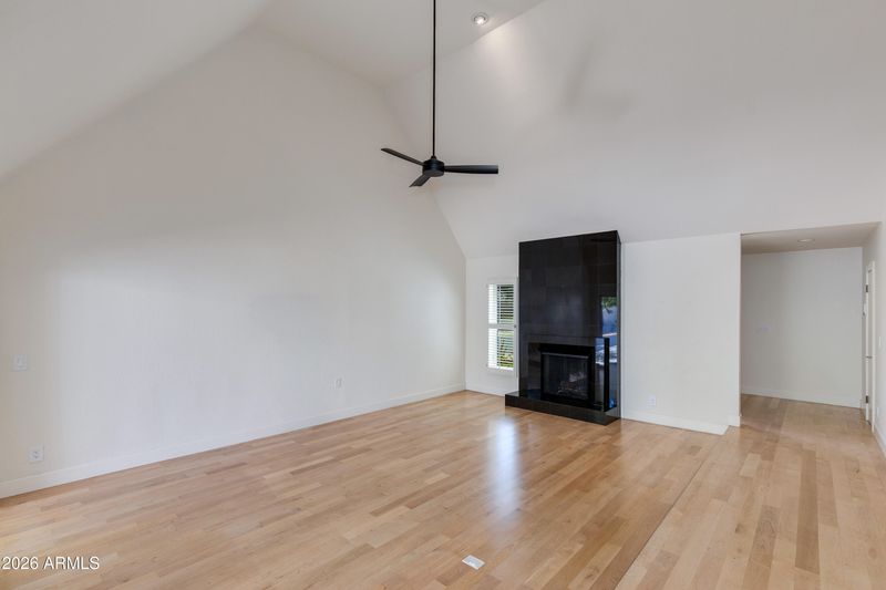 2522 E Oregon Ave, Phoenix, AZ 85016
