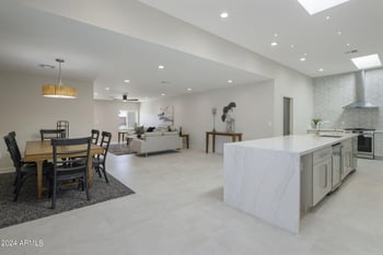 2522 E Turney Ave, Phoenix, AZ 85016