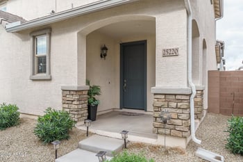 25220 142nd Dr, Surprise, AZ 85387