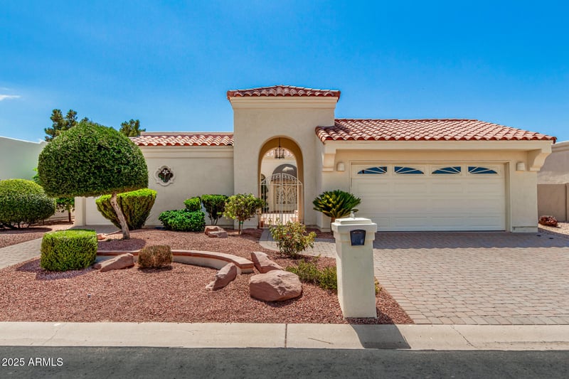 25220 S Cloverland Dr, Sun Lakes, AZ 85248