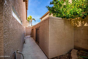 25223 73rd Ln, Peoria, AZ 85383