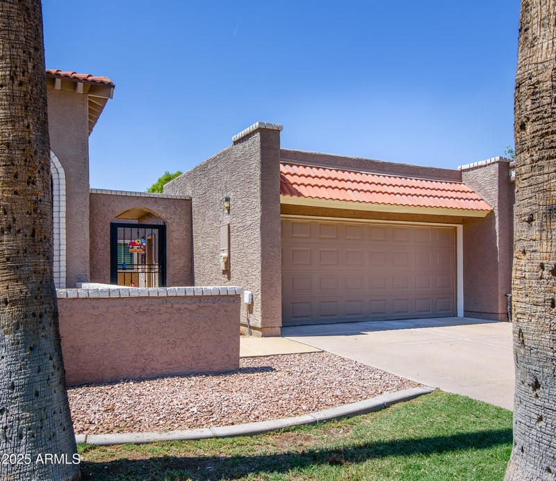 25228 Mohawk Dr, Sun Lakes, AZ 85248