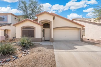 2523 Running Deer Trl, Phoenix, AZ 85085