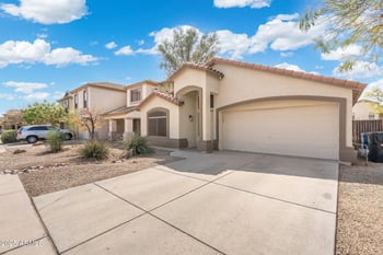2523 Running Deer Trl, Phoenix, AZ 85085