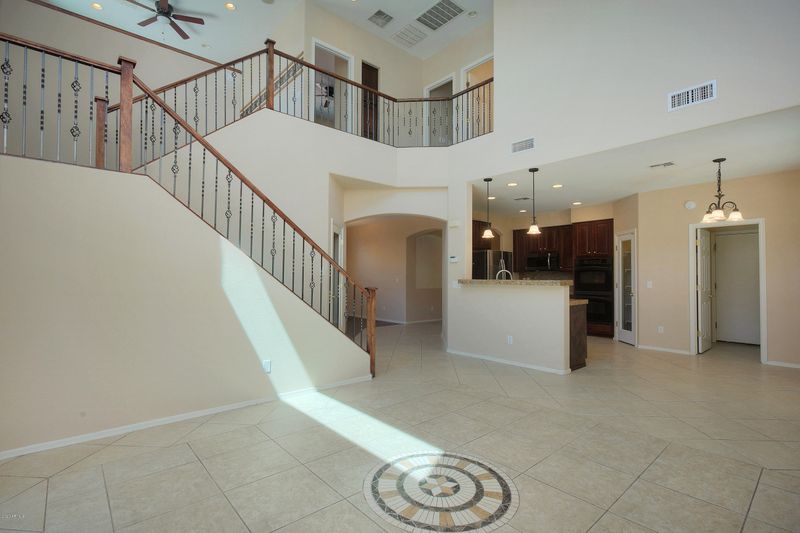 2523 W Granite Pass Rd, Phoenix, AZ 85085