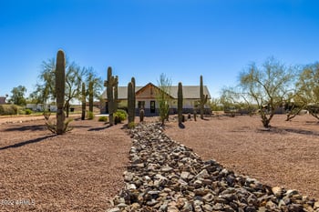 2523 W Whiteley St, Apache Junction, AZ 85120
