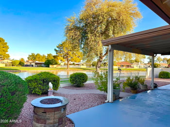 25231 Lakeway Dr, Sun Lakes, AZ 85248