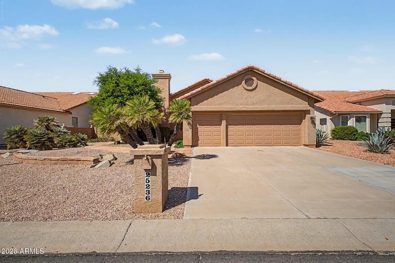 25236 S Flame Tree Dr, Sun Lakes, AZ 85248