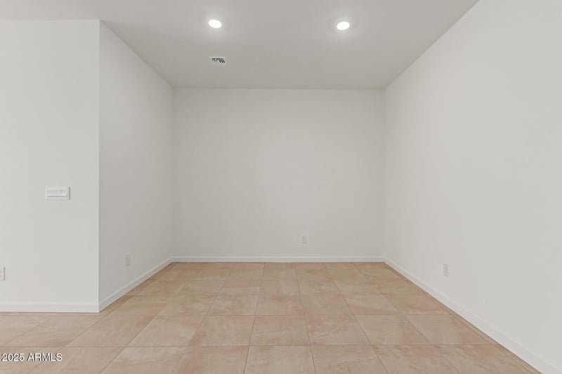 25237 Huntington Dr, Buckeye, AZ 85326
