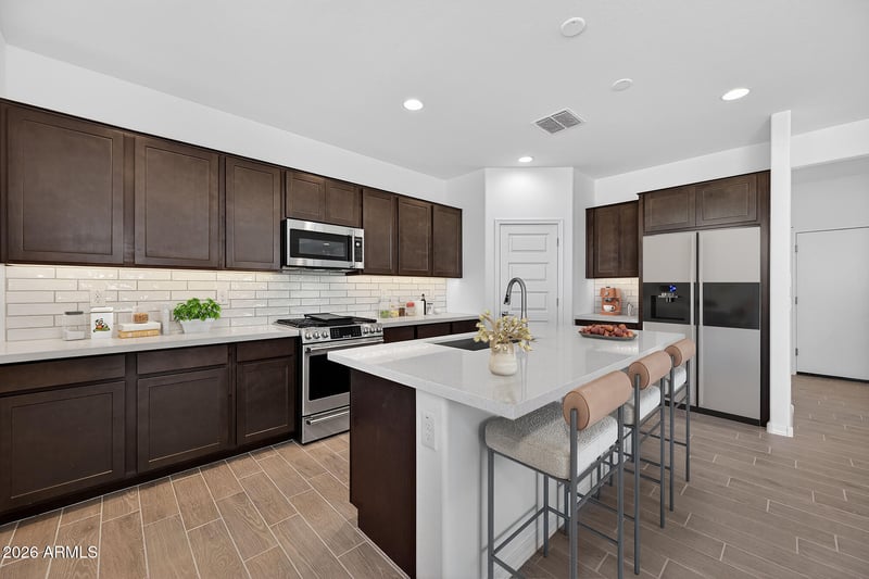 25239 165th Ln, Surprise, AZ 85387