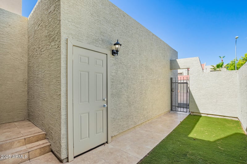 2524 El Paradiso -- #22, Mesa, AZ 85202