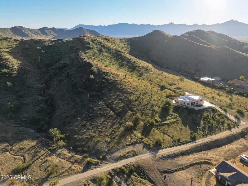 2524 El Paradiso Ln #-, Laveen, AZ 85339