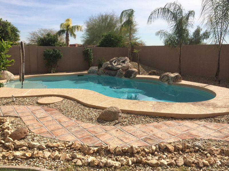25240 N Hackberry Dr, Phoenix, AZ 85083