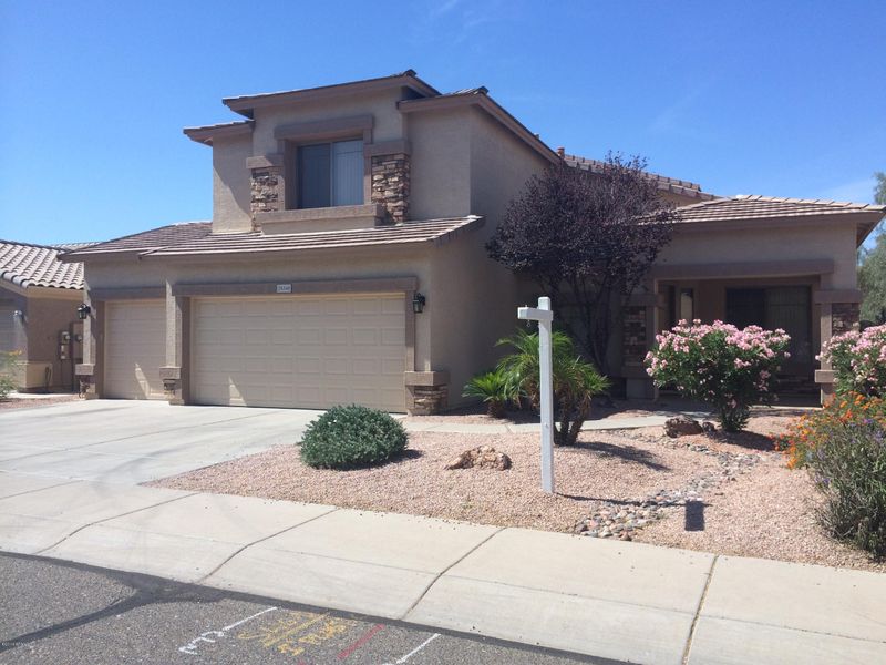 25240 N Hackberry Dr, Phoenix, AZ 85083