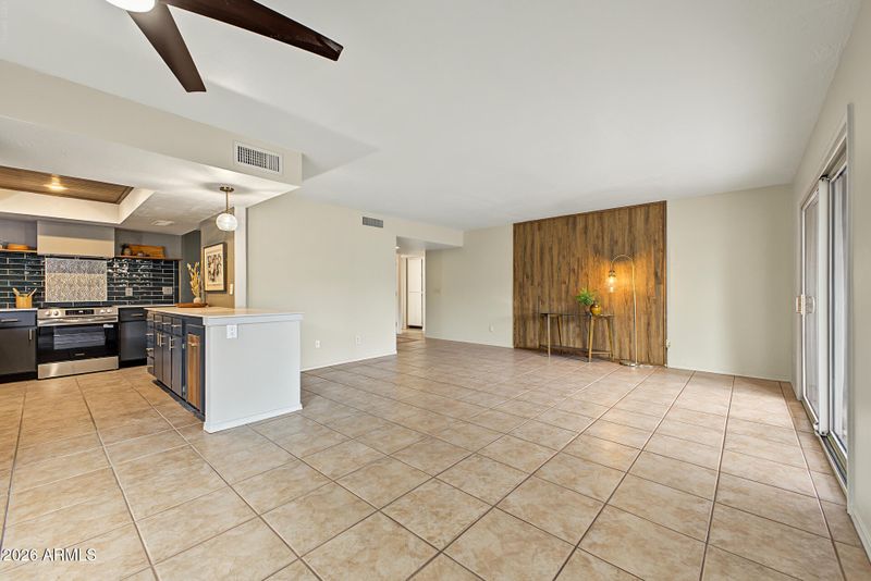 25243 S Cloverland Dr, Sun Lakes, AZ 85248