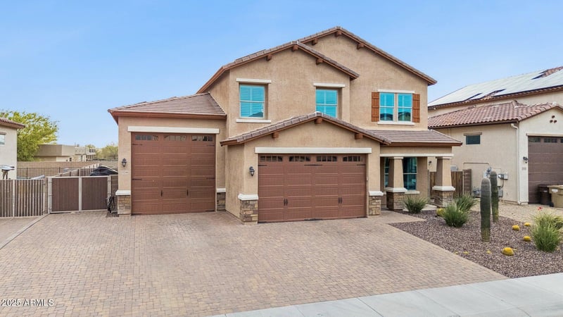 25244 69th Ave, Peoria, AZ 85383