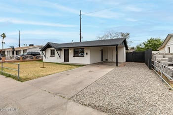 2525 47th Dr, Phoenix, AZ 85035