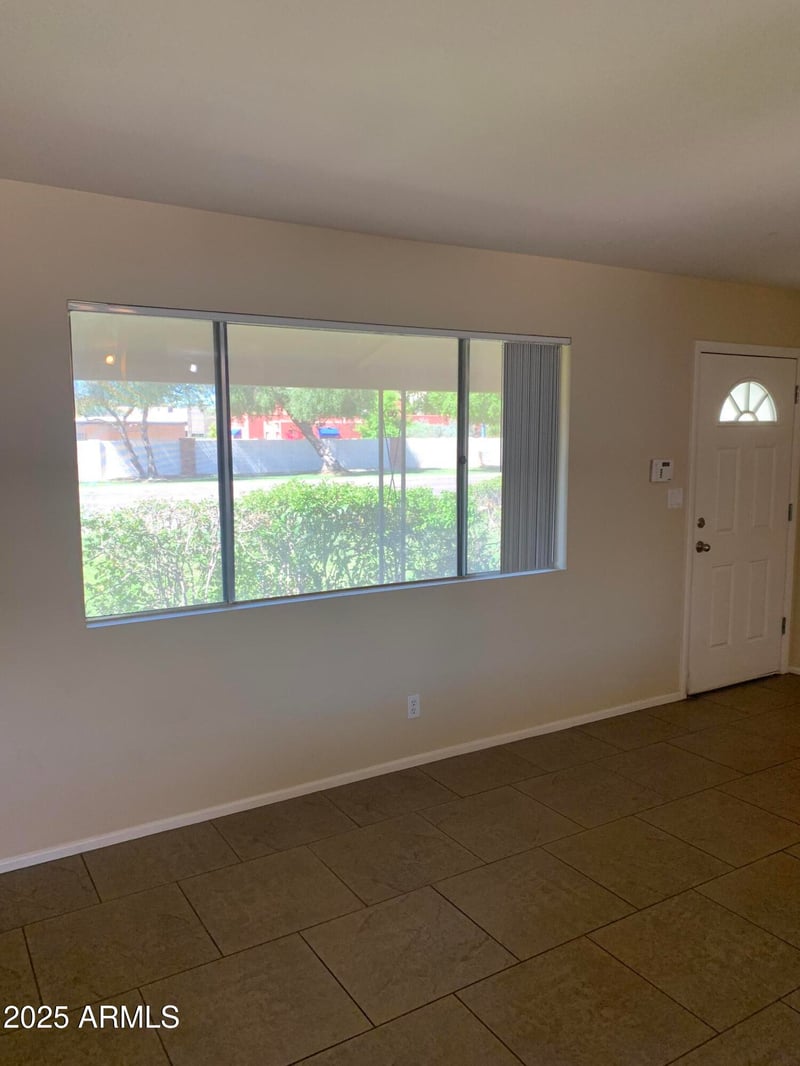 2525 College Ave #3, Tempe, AZ 85282