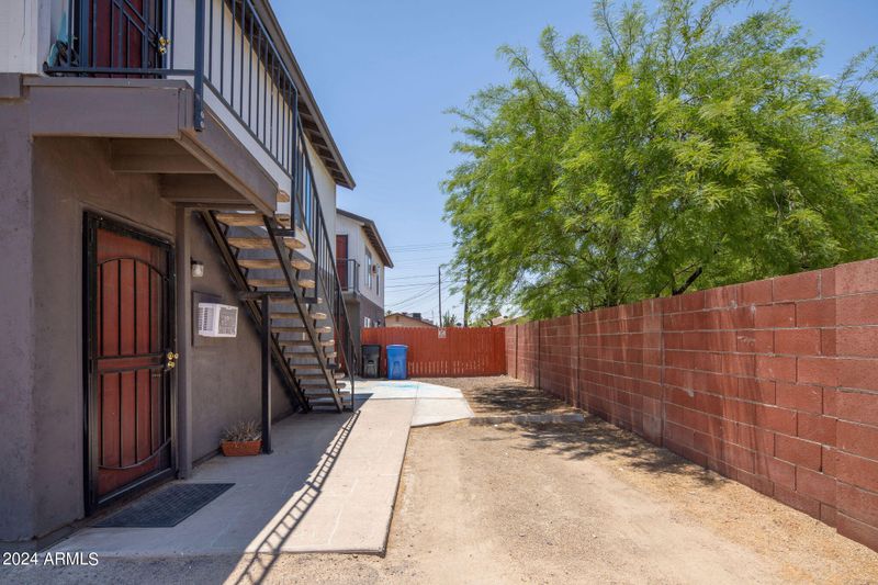 2525 E Monroe St, Phoenix, AZ 85034