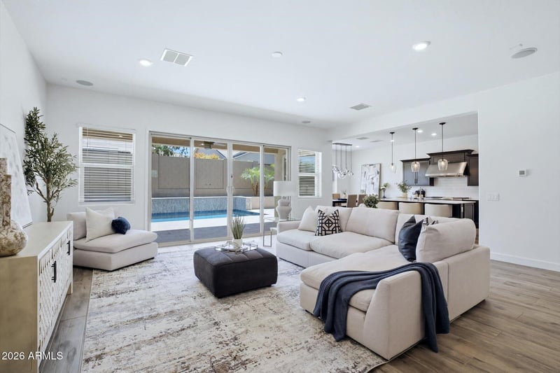 2525 E Pleasant Ln, Phoenix, AZ 85042