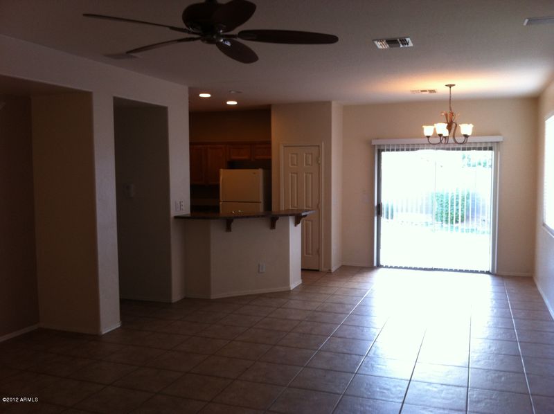 2525 W Whitman Dr, Phoenix, AZ 85086