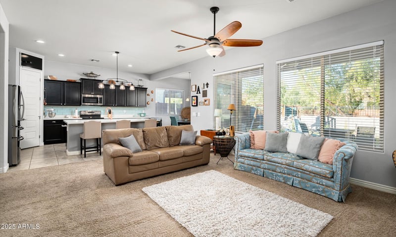 2526 Balao Dr, Phoenix, AZ 85085