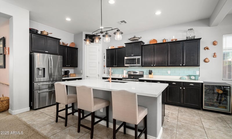 2526 Balao Dr, Phoenix, AZ 85085