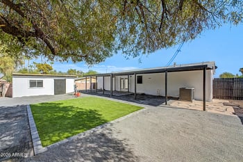 2526 E Behrend Dr, Phoenix, AZ 85050