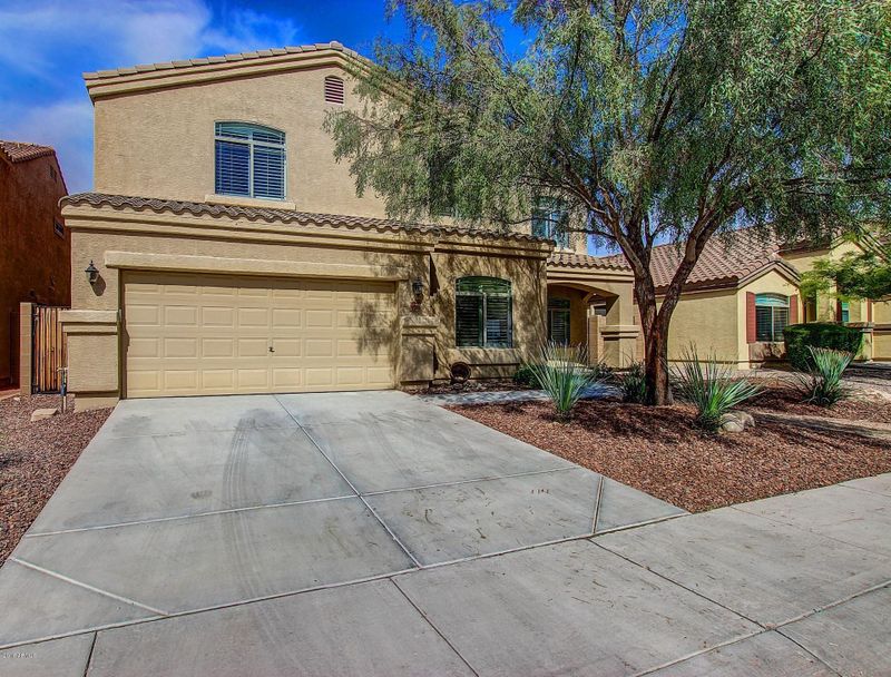 2526 E Mine Creek Rd, Phoenix, AZ 85024