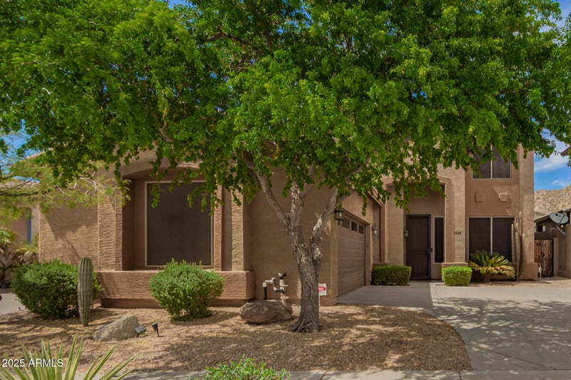 2526 Florentine Rd, Phoenix, AZ 85086