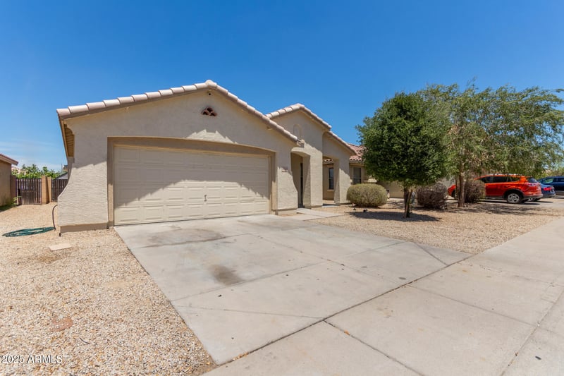 2526 Mobile Ln, Phoenix, AZ 85041