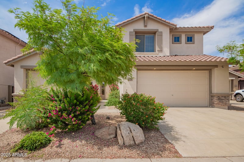 2526 Shackleton Dr, Phoenix, AZ 85086