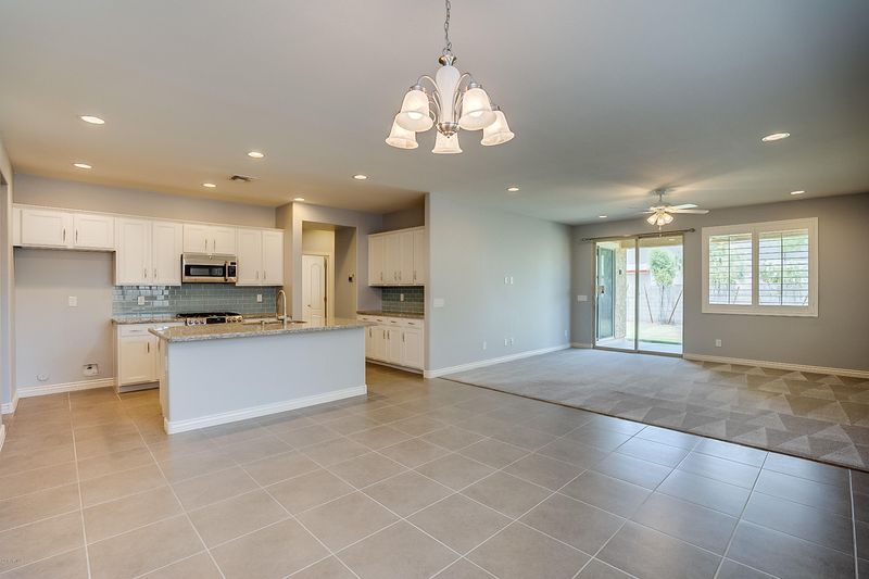 2526 W Brisa Dr, Phoenix, AZ 85085