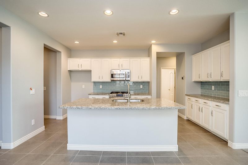 2526 W Brisa Dr, Phoenix, AZ 85085