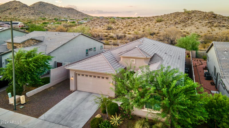 2527 212th Dr, Buckeye, AZ 85396