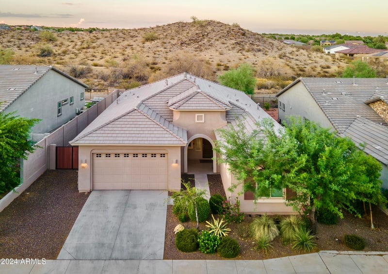2527 212th Dr, Buckeye, AZ 85396
