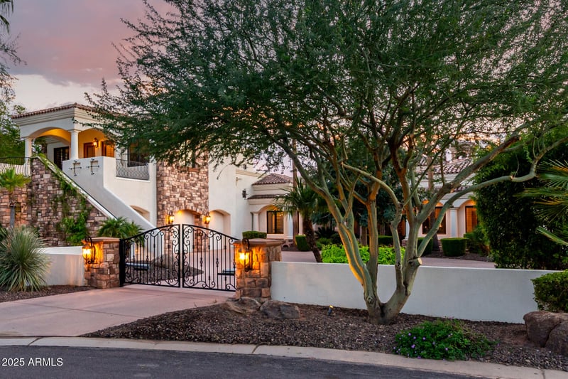 2527 Beechnut Ct, Chandler, AZ 85249