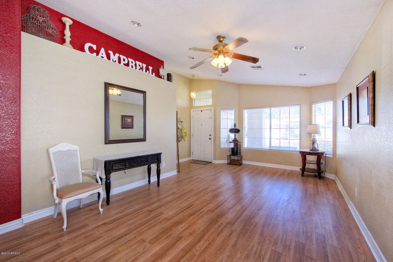2527 E Caballero St, Mesa, AZ 85213