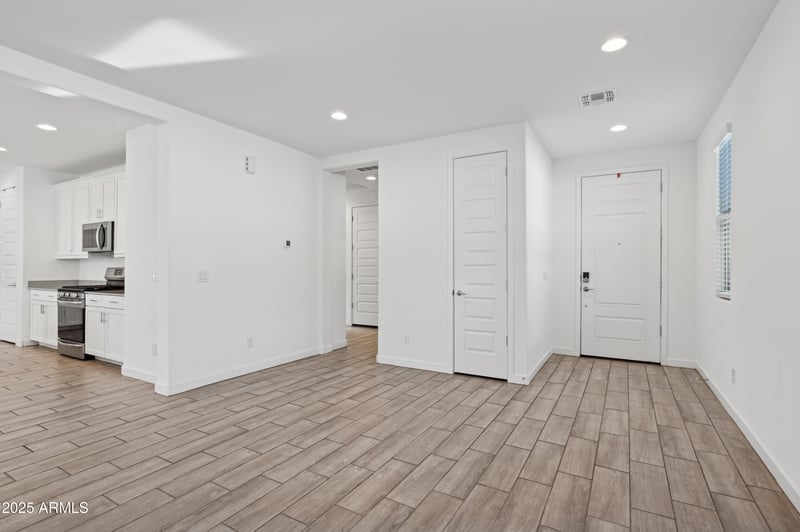 2527 Hidalgo Ave, Phoenix, AZ 85041