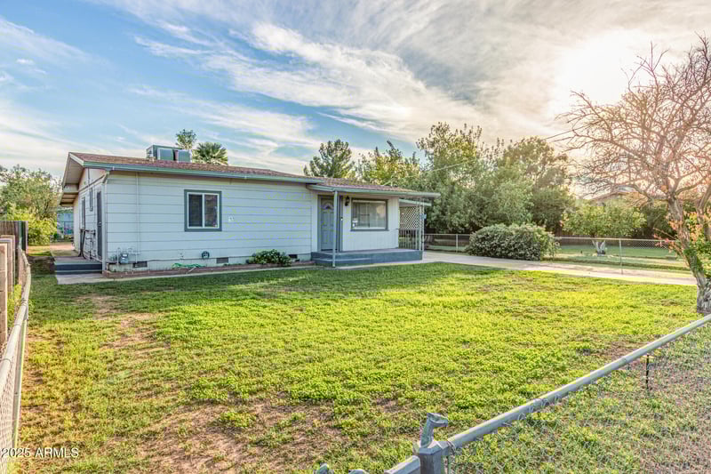 2527 Maryland Dr, Tempe, AZ 85288
