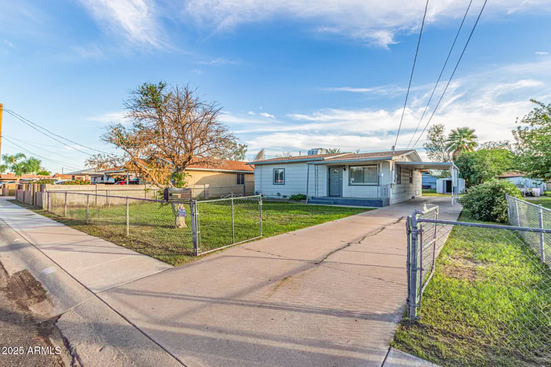 2527 Maryland Dr, Tempe, AZ 85288