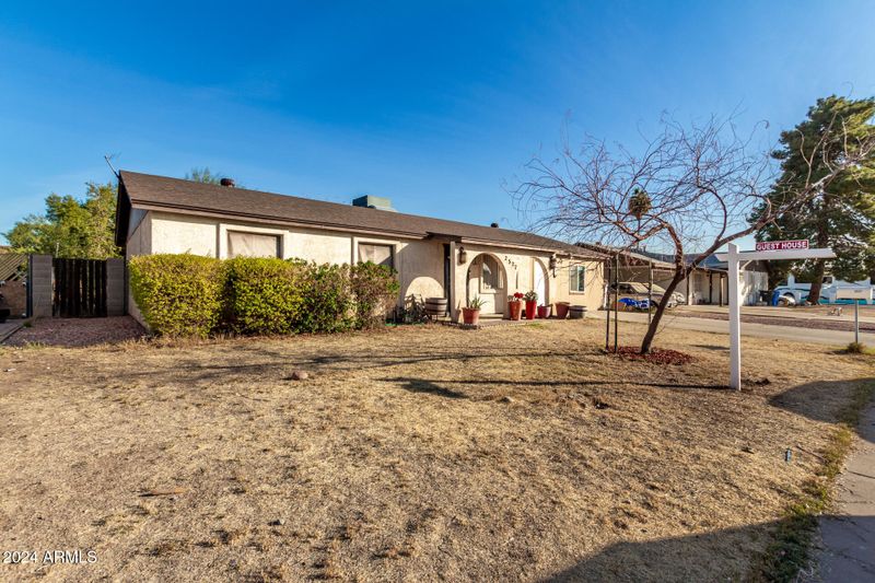 2527 N 61st Ave, Phoenix, AZ 85035